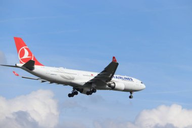 Amsterdam, Hollanda - 30 Mayıs 2019: Tc-Jne Türk Hava Yolları Airbus A330