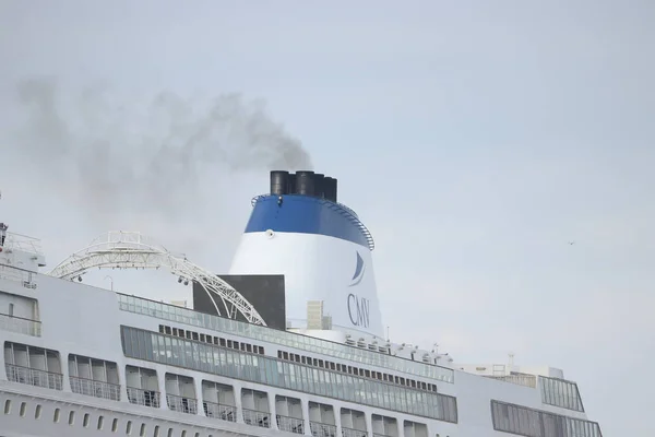 Velsen, Holanda - 30 de maio de 2019: Colombo de Cruzeiros e Viagens Marítimas — Fotografia de Stock