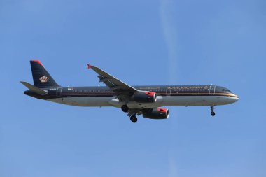 Amsterdam, Hollanda - 1 Haziran 2019: Jy-Ayv Ürdün Kraliyet Airbus A321-231