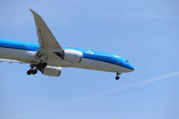 Amsterdam, Nederländerna-juni, 1 2019: pH-BHF KLM Royal Dutch Airlines Boeing 787-9 — Stockfoto
