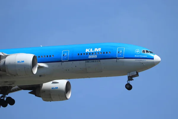 Amsterdam, Niederlande - 1. Juni 2019: ph-bqk klm royal dutch airlines boeing 777 — Stockfoto