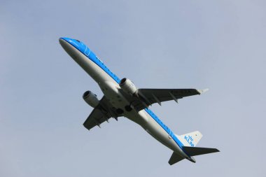 Amsterdam, Hollanda - 2 Haziran 2017: Ph-Eza KIM Cityhopper