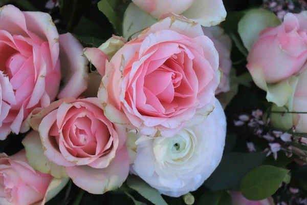 粉色婚礼鲜花 — 图库照片