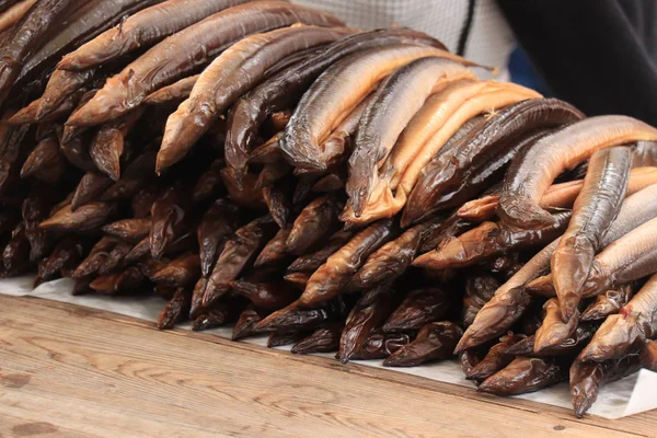 Fresh smoked eel — Stock Photo, Image