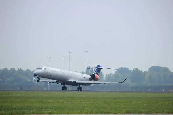 阿姆斯特丹的荷兰-2017 年 5 月 6 日︰ Oy Kfd Sas 斯堪的纳维亚航空公司 — 图库照片
