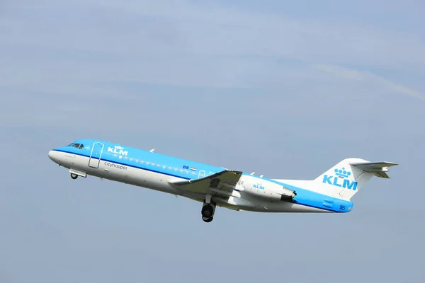 Amsterdam, Nederland - 2e juni 2017: Ph-Kzc Klm Cityhopper — Stockfoto