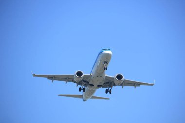 Amsterdam, Hollanda - 9 Nisan 2017: Ph-Ezt KIM Cityhopper