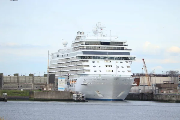 IJmuiden, Paesi Bassi - 15 giugno 2019: Seven Seas Explorer — Foto Stock