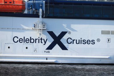 Velsen, Hollanda - 20 Temmuz 2019: Ünlü Yansıması