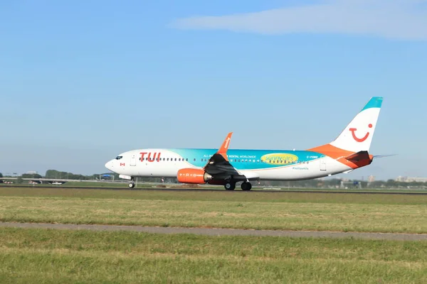 Amsterdam Holandia-24 maja, 2019: C-Fdbd TUI Airlines Holandia Boeing 737-800 — Zdjęcie stockowe