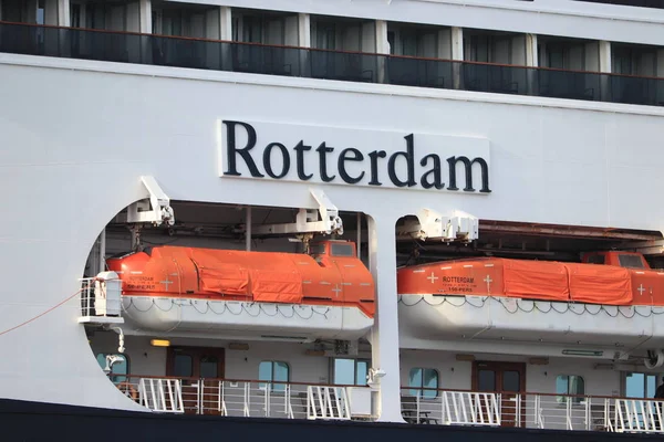 Velsen, Holanda - 4 de agosto de 2019: MS Rotterdam — Fotografia de Stock