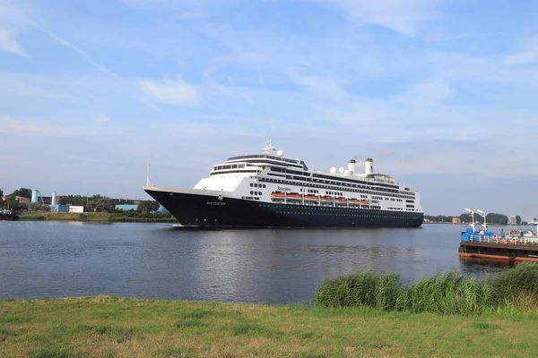 Velsen, Nederländerna-4 augusti 2019: MS Rotterdam — Stockfoto