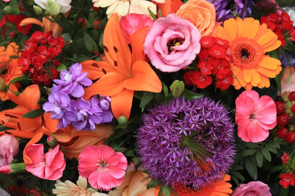 Kleurrijke bruiloft bloemen — Stockfoto