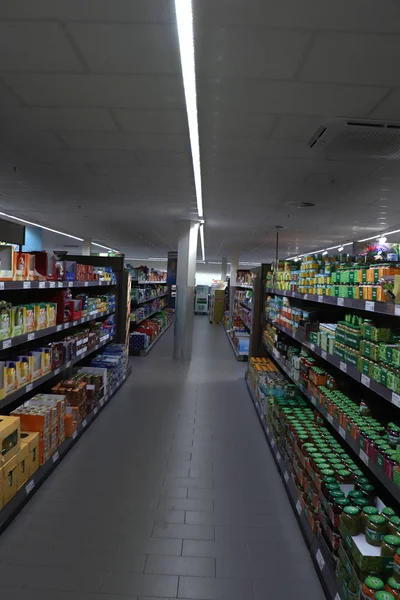 IJmuiden, the Netherlands, July 4th 2018: supermarket interior — Stock Photo, Image