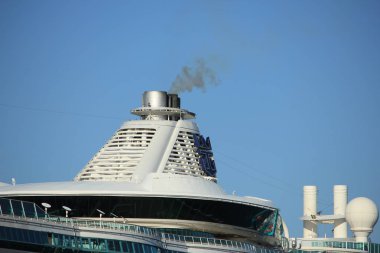 Velsen, Hollanda - 4 Mayıs 2018: Ms Serenade denizler