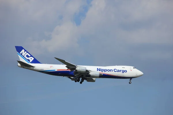 Amsterdam, Holandia - 27 sierpnia 2017: Ja15kz Nippon Cargo Airlines Boeing 747-8f — Zdjęcie stockowe
