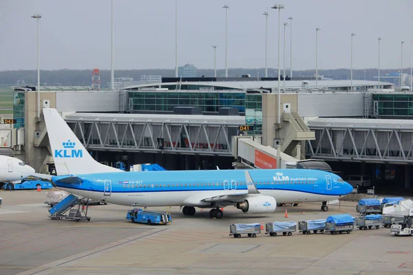 アムステルダム空港スキポールオランダ- 4月14 2018: Ph-Bxt Klm Boeing 737-900 — ストック写真