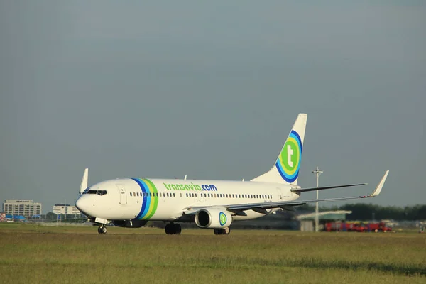 Amsterdam, the Netherlands  - June 1st, 2017: PH-HZN Transavia Boeing 737-800 — Stock Photo, Image