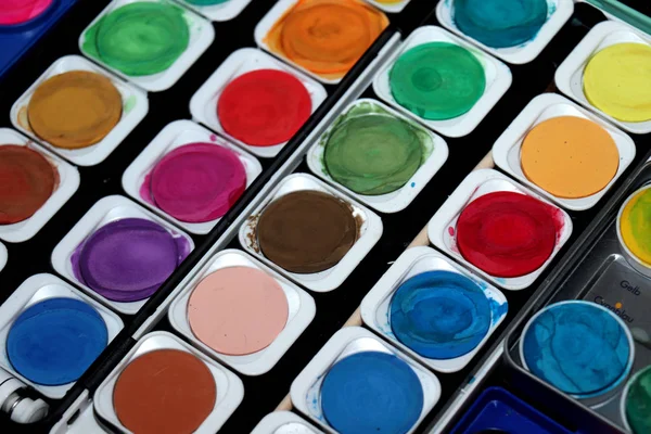 Watercolors in boxes — Stock Photo, Image
