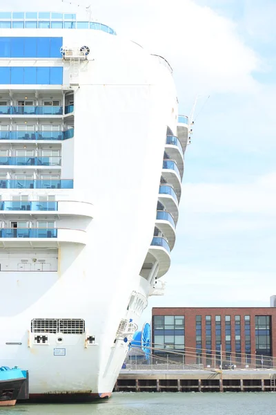 Ijmuiden Juli 2020 Emerald Princess Aangemeerd Bij Felison Terminal Voor — Stockfoto