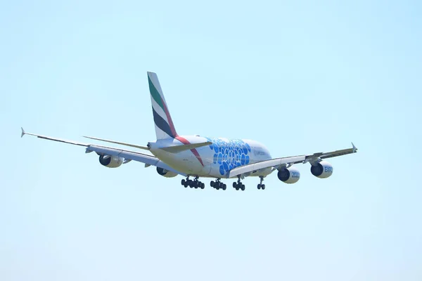 Amsterdã Holanda Agosto 2020 Evh Emirates Airbus A380 Aproxima Pista — Fotografia de Stock