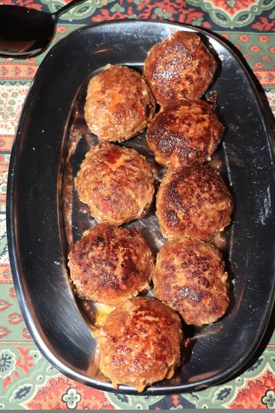 Albóndigas Fritas Frescas Plato Servir — Foto de Stock