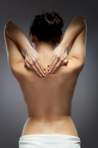 Donna Massaggio Mal Schiena — Foto Stock
