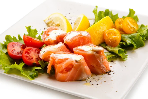 Close View Salmon Rolls Philadelphia Cheese Served Lemons Cherry Tomatoes — Stock Photo, Image