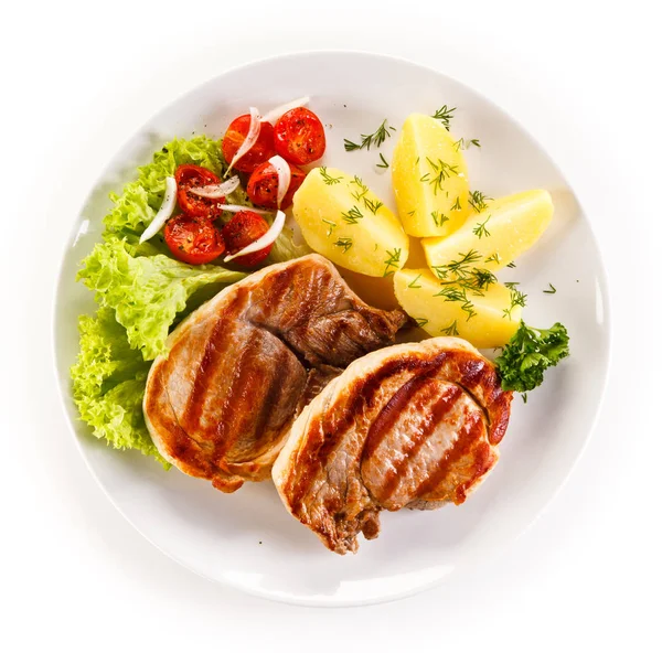 Top View Grilled Pork Steaks Fresh Salad Boiled Potato Pieces — Stock Photo, Image