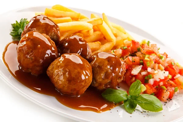 Detail View Meatballs Sauce French Fries Chopped Vegetables White Plate — Stock Photo, Image