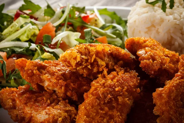 Deep Fried Chicken Wings Rice Vegetable Salad — Stock Photo, Image