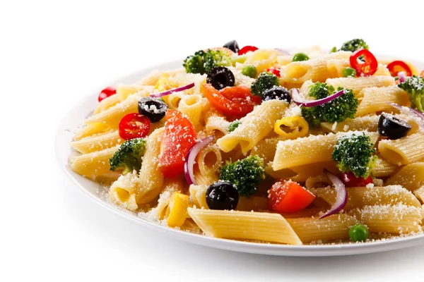 Köstliche Penne Pasta Mit Oliven Parmesan Tomaten Und Brokkoli Auf — Stockfoto