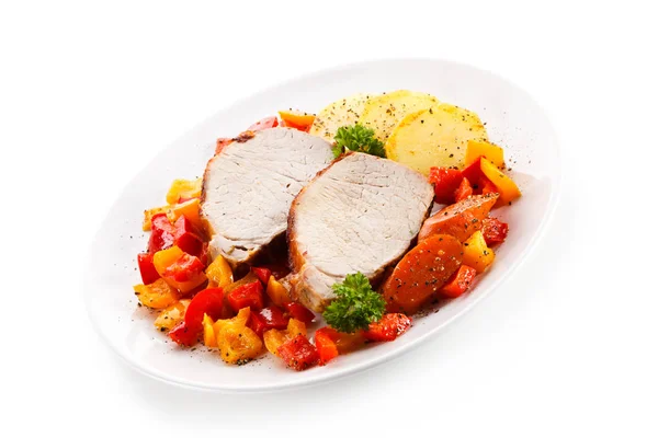 Varkensvlees Ham Met Gekookte Aardappelen Verse Salade Witte Plaat — Stockfoto