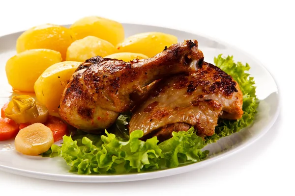 Roasted Chicken Pieces Boiled Potatoes Fresh Lettuce White Plate — Stock Photo, Image