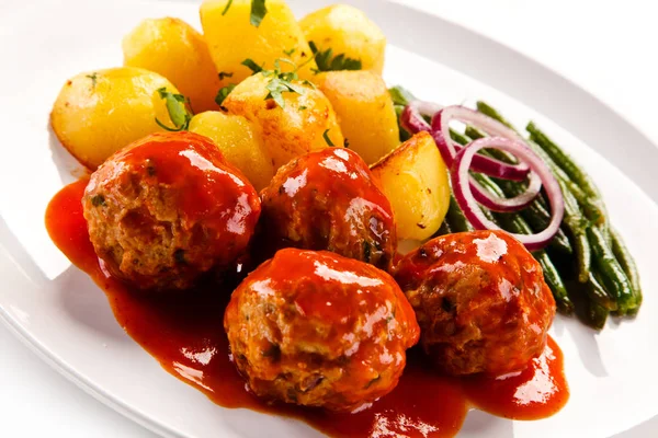 Boiled Potatoes Meatballs Green Beans — Stock Photo, Image