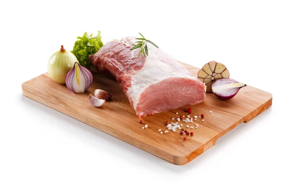 Raw Beef Fillet Onions Garlic Wooden Board — Stock Photo, Image