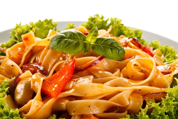 Vegetarian Noodles Mushrooms Peppers Lettuce White Plate — Stock Photo, Image