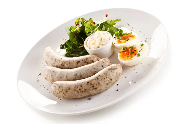 Witte Worst Met Gekookt Mayonaise Spinazie Salade Witte Plaat — Stockfoto