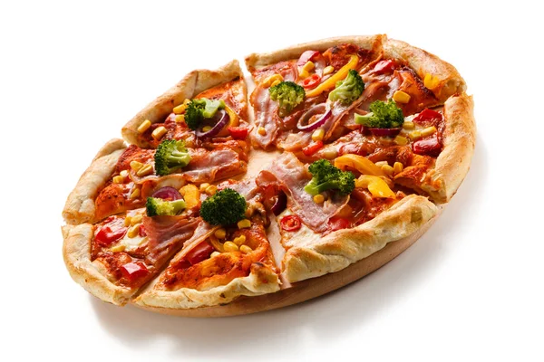 Pizza Mit Brokkoli Käse Schinken Paprika Und Tomaten — Stockfoto