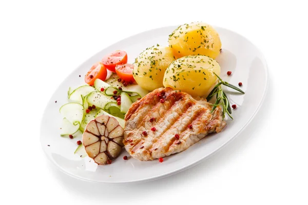 Grilled Chicken Cutlet Boiled Potatoes Garlic Fresh Vegetables White Plate — Stock Photo, Image