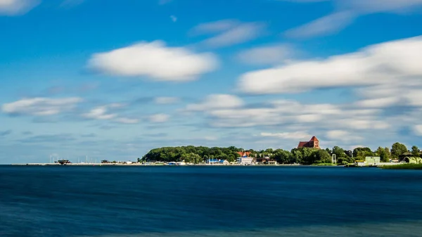 Piękny Port Nad Morzem — Zdjęcie stockowe