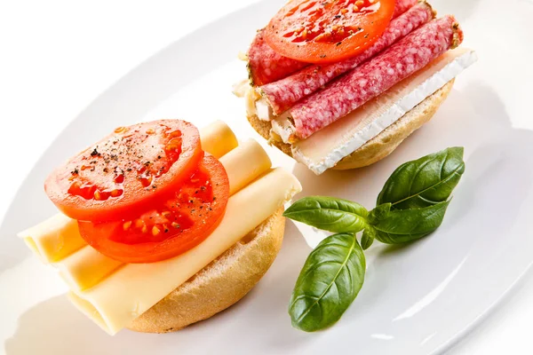 Sandwichs Fromage Tomates Salami — Photo