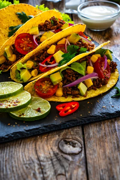 Tacos Ground Beef Avocado Corn Fresh Vegetables Wooden Table — Stock Photo, Image