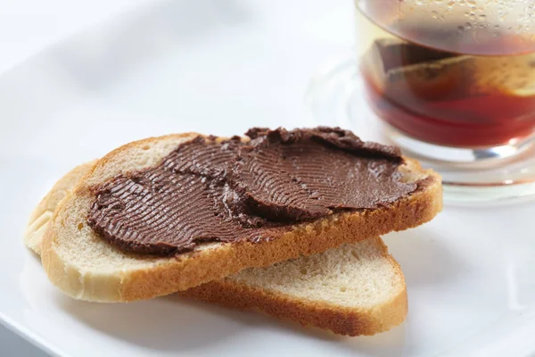 Bröd Med Choklad Grädde Söt Frukost Koncept — Stockfoto
