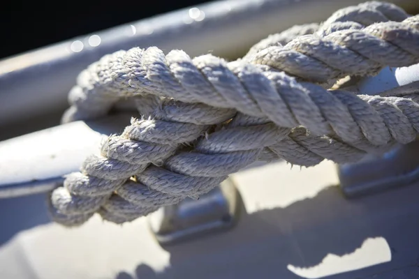 Yacht Rope Fastened Knots Close — Stock Photo, Image