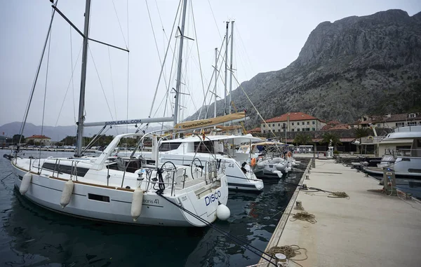 Marina Parkering Båtar Och Yachter Montenegro — Stockfoto