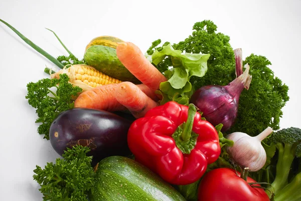 Pile Fresh Vegetables Isolated White Background Close Healthy Concept — Stock Photo, Image