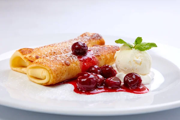 Sweet Pancakes Cherries White Plate Close — Stock Photo, Image