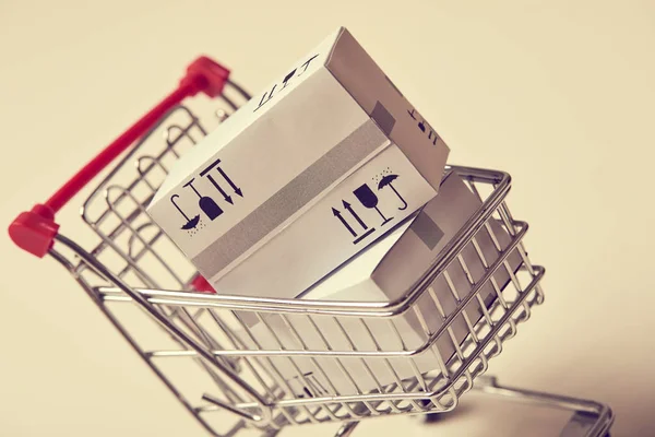 Shopping Trolley Delivery Packaging Boxes — Stock Photo, Image