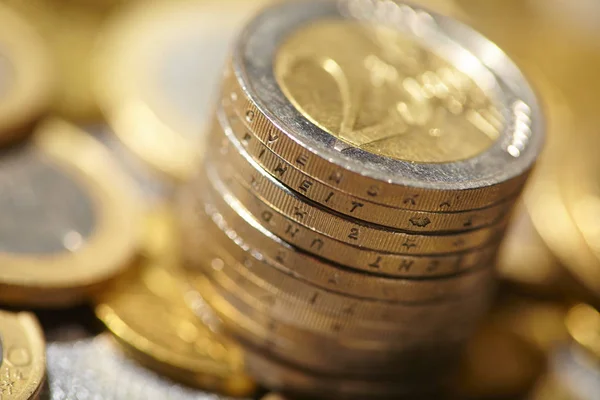 Σωρός Από Χρυσά Κέρματα Ευρώ Γκρο Πλαν — Φωτογραφία Αρχείου